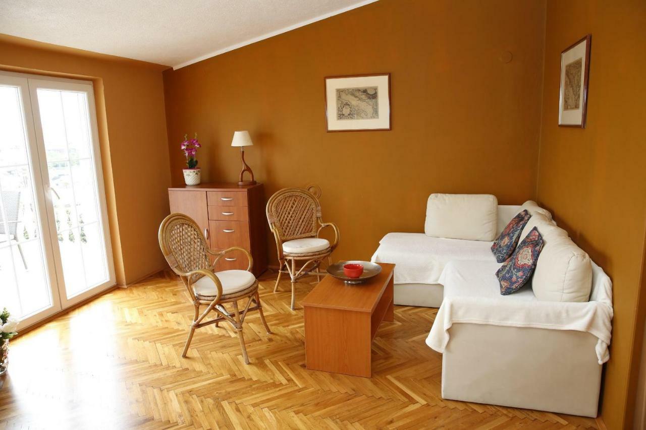 Apartment&Rooms Villa Kolonada Vodice Esterno foto
