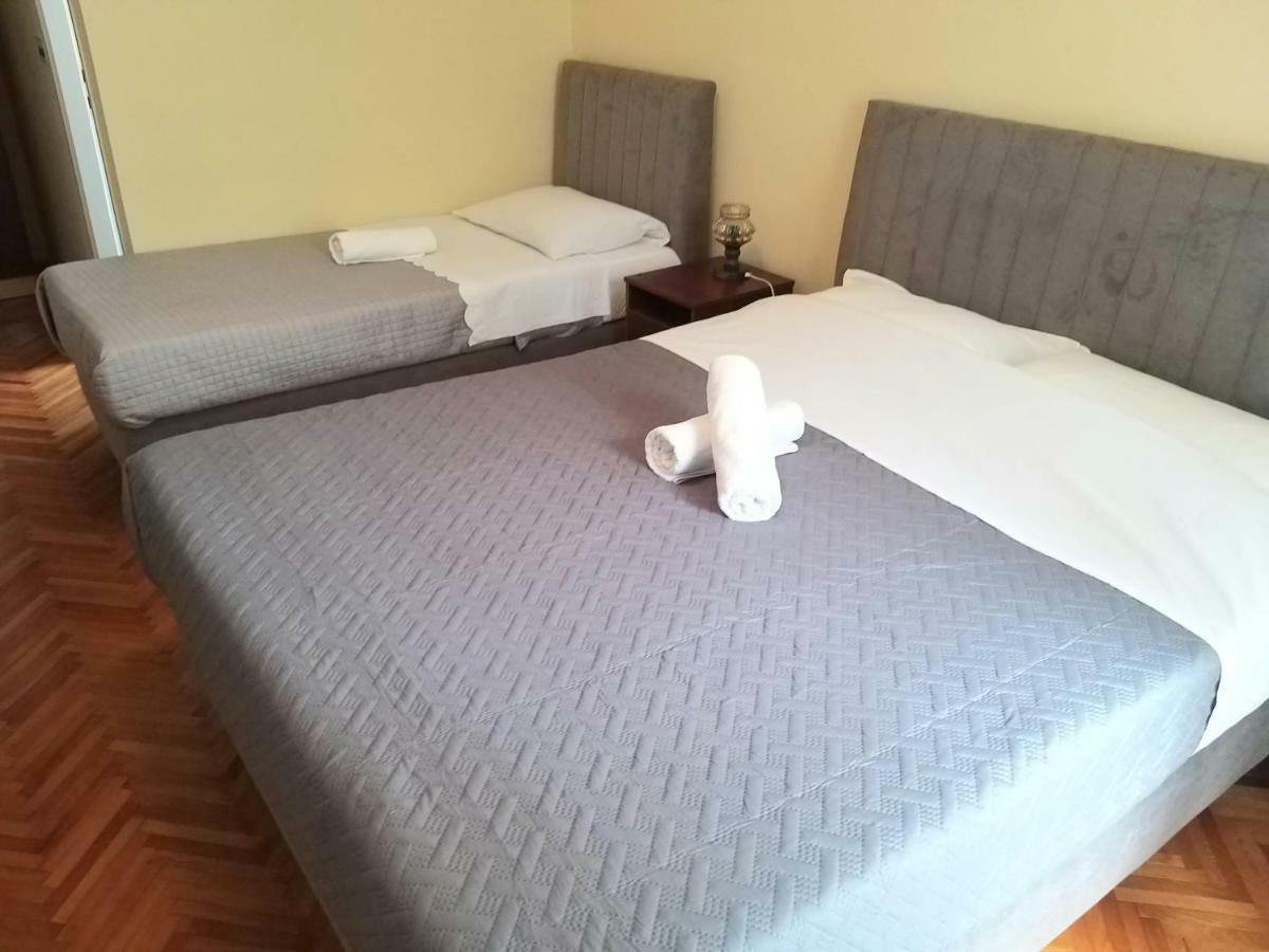 Apartment&Rooms Villa Kolonada Vodice Esterno foto