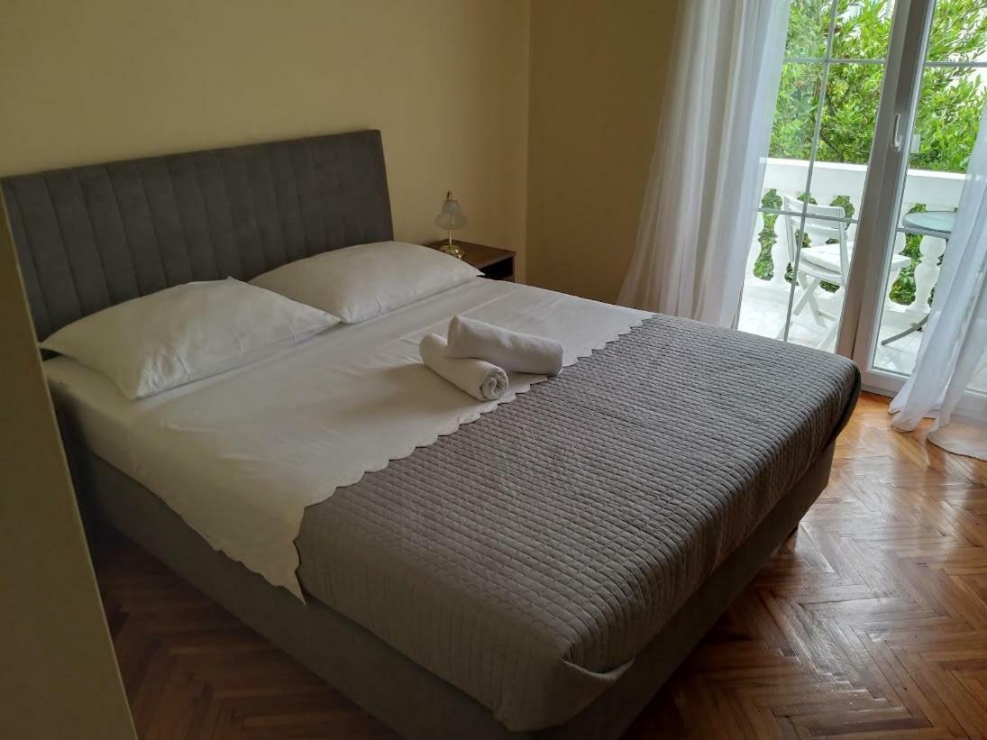 Apartment&Rooms Villa Kolonada Vodice Esterno foto